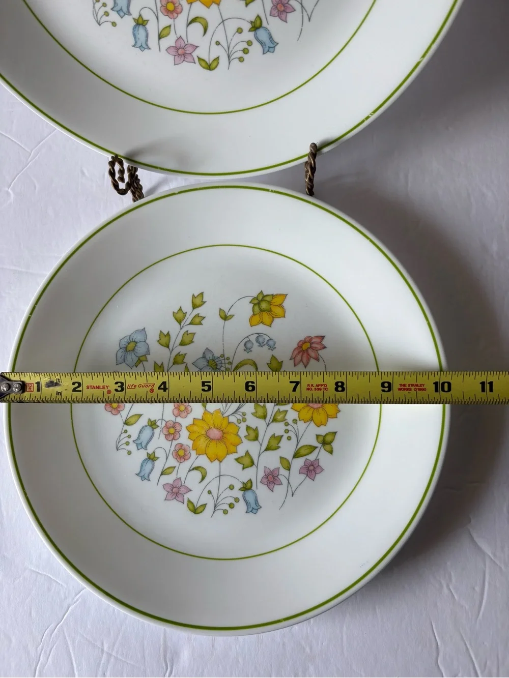 Corelle Spring Meadow Floral Dinner Plates 10.25” set of 2